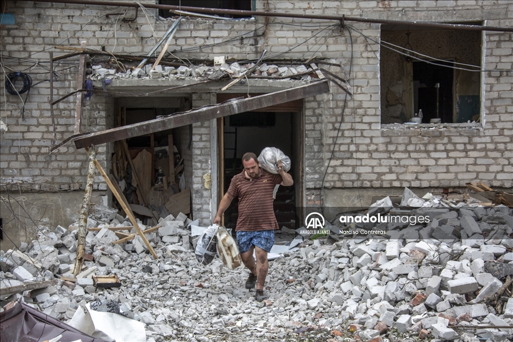 Ukrayna'nın Donetsk bölgesindeki Çasov Yar şehri Rus güçlerince vuruldu