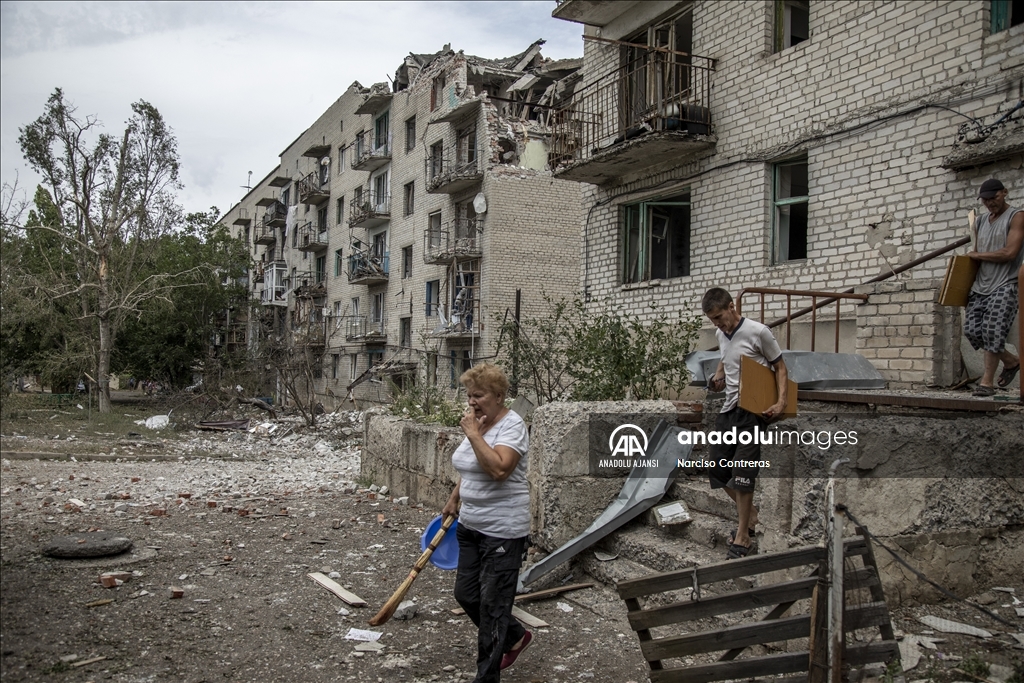Ukrayna'nın Donetsk bölgesindeki Çasov Yar şehri Rus güçlerince vuruldu