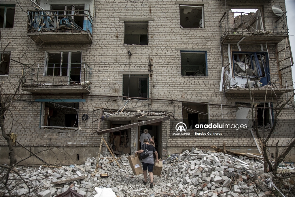 Ukrayna'nın Donetsk bölgesindeki Çasov Yar şehri Rus güçlerince vuruldu