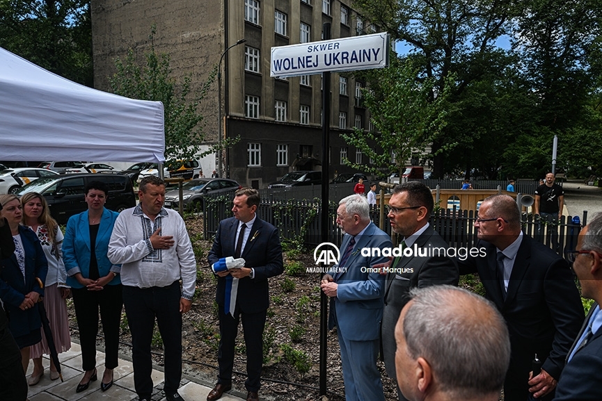 Calle donde se encuentra el consulado ruso en Cracovia, Polonia, pasa a llamarse "Plaza de Ucrania Libre" 6