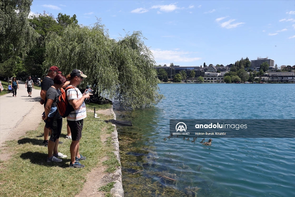 Бледското Езеро во Словенија: Омилена дестинација за бројни туристи