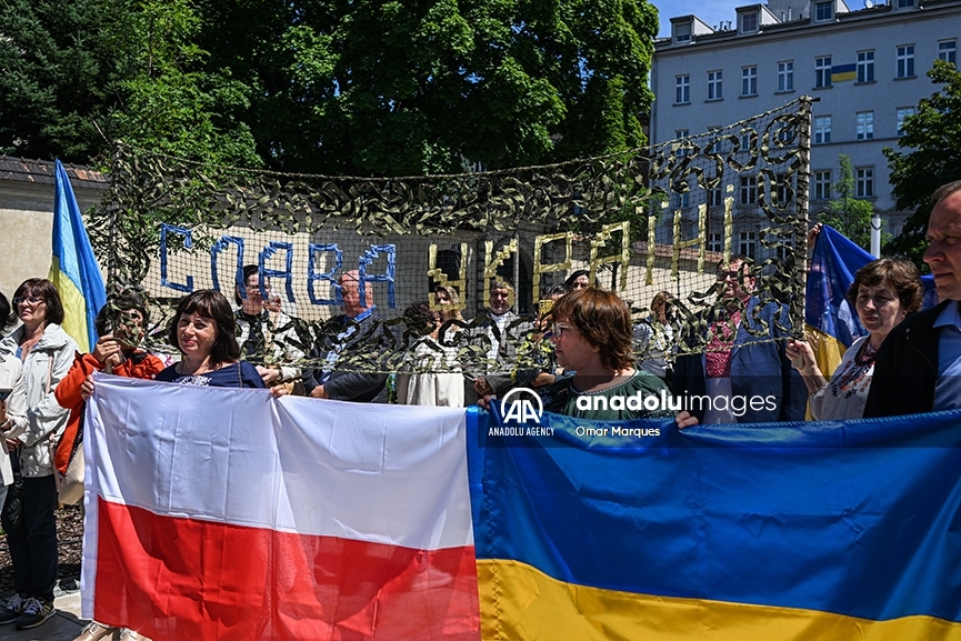 Calle donde se encuentra el consulado ruso en Cracovia, Polonia, pasa a llamarse "Plaza de Ucrania Libre" 3