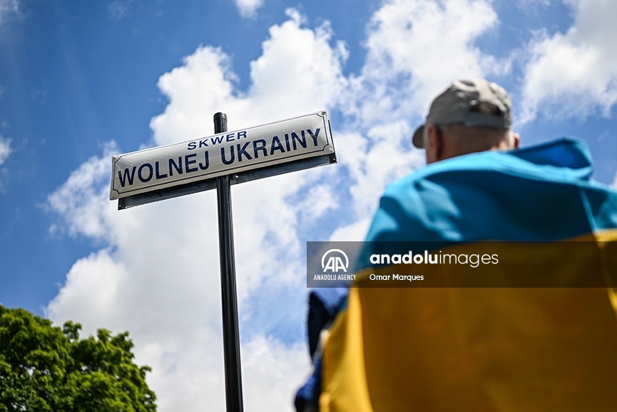 Calle donde se encuentra el consulado ruso en Cracovia, Polonia, pasa a llamarse "Plaza de Ucrania Libre" 8