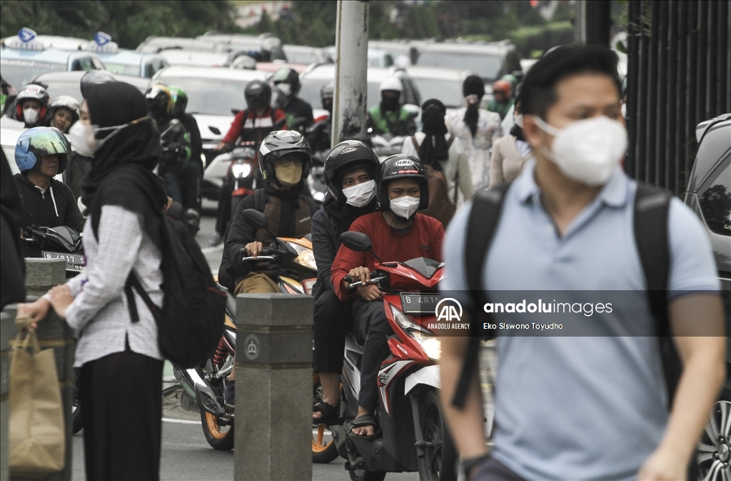 Presiden Jokowi minta warga kembali gunakan masker