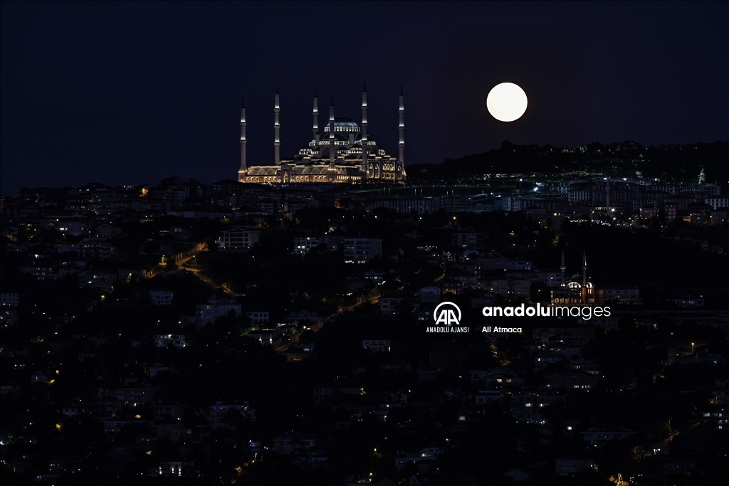 .İstanbul'da süper dolunay