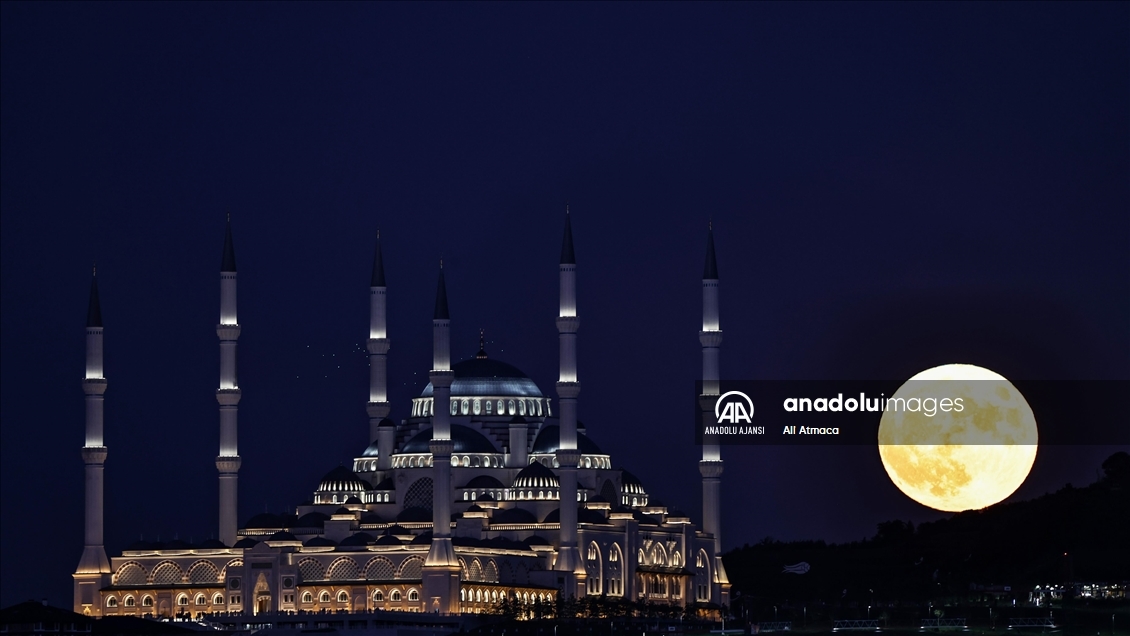 .İstanbul'da süper dolunay