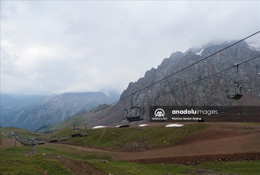 Kazakistan'ın çatısı: Tanrı Dağları