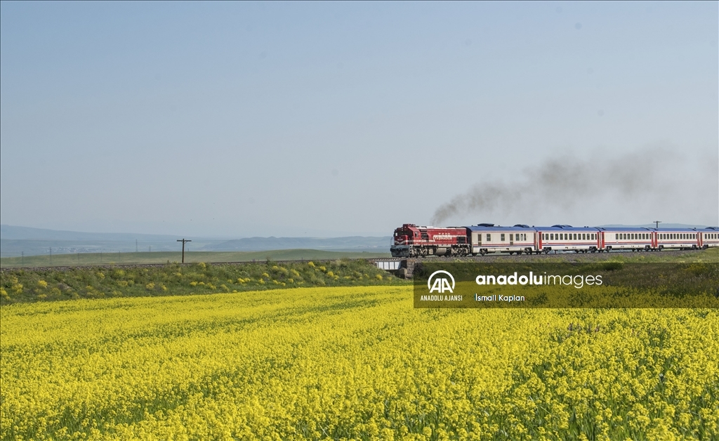 Doğu Ekspresi 6 ayda 215 bin yolcuyu ağırladı