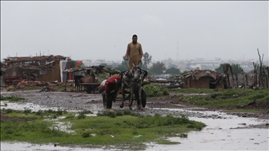 دشواری زندگی پناهجویان افغان در پی بارندگی‌های موسمی در پاکستان