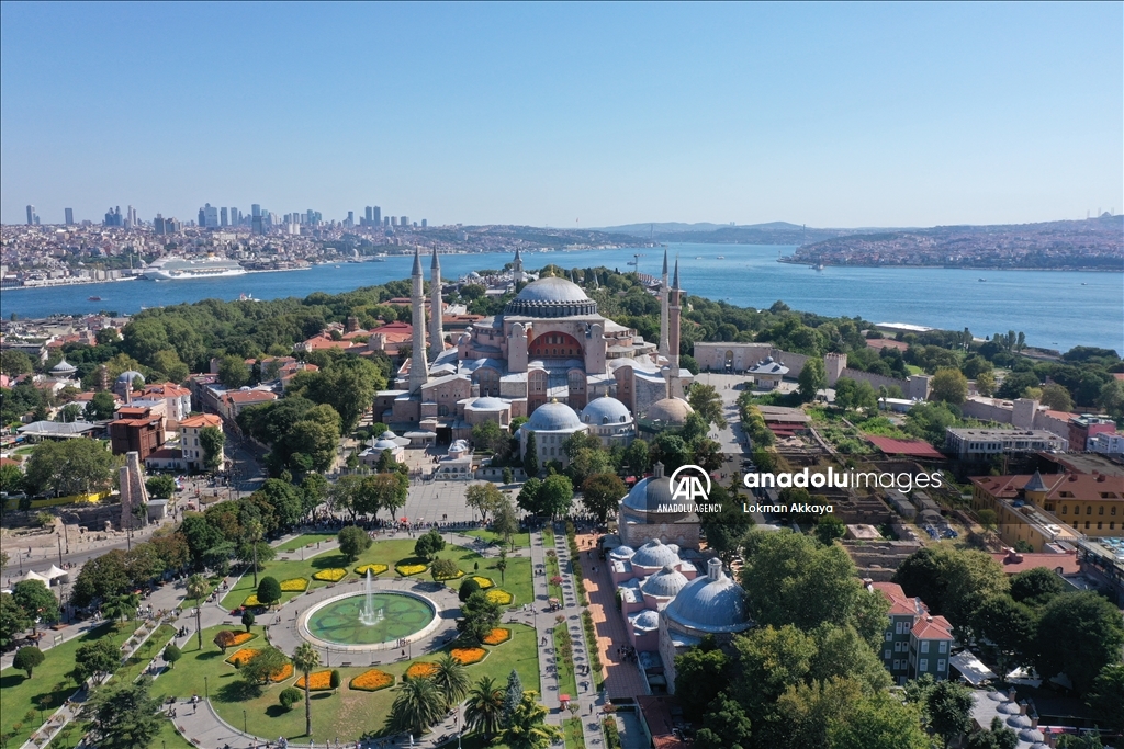 Istanbul: Od otvorenja za molitvu Aju Sofiju posjetilo 6,5 miliona ljudi