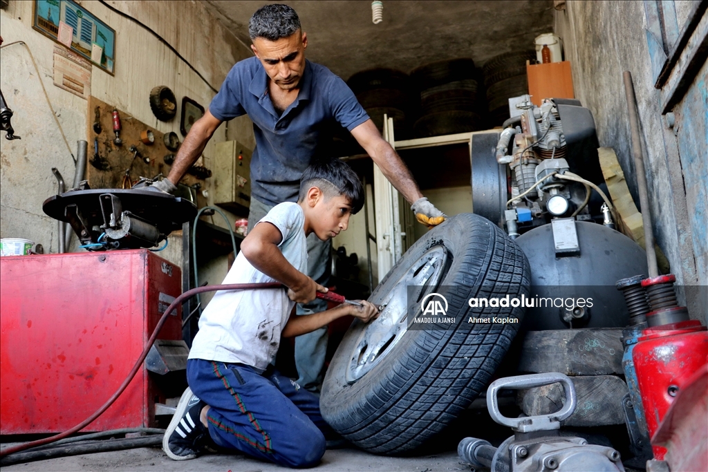 Lastik tamir ederken keşfedilen çocuk, Türkiye şampiyonasından madalyayla döndü