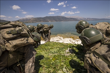 Pelatihan pasukan komando anti teroris Turki