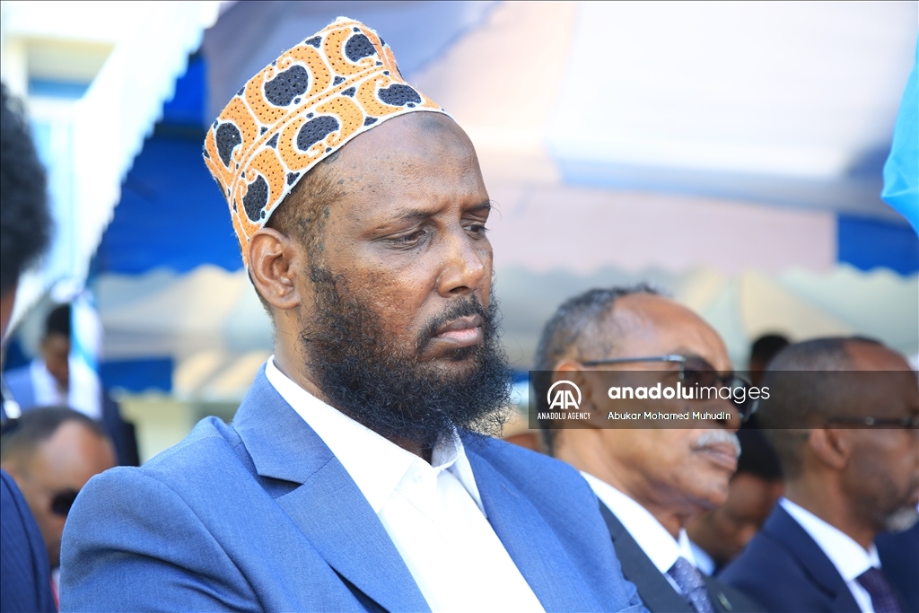 رئيس الوزراء الصومالي يعلن تشكيلة الحكومة الجديدة