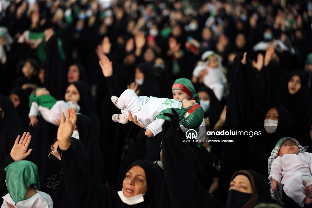 İran'da Muharrem ayı etkinlikleri