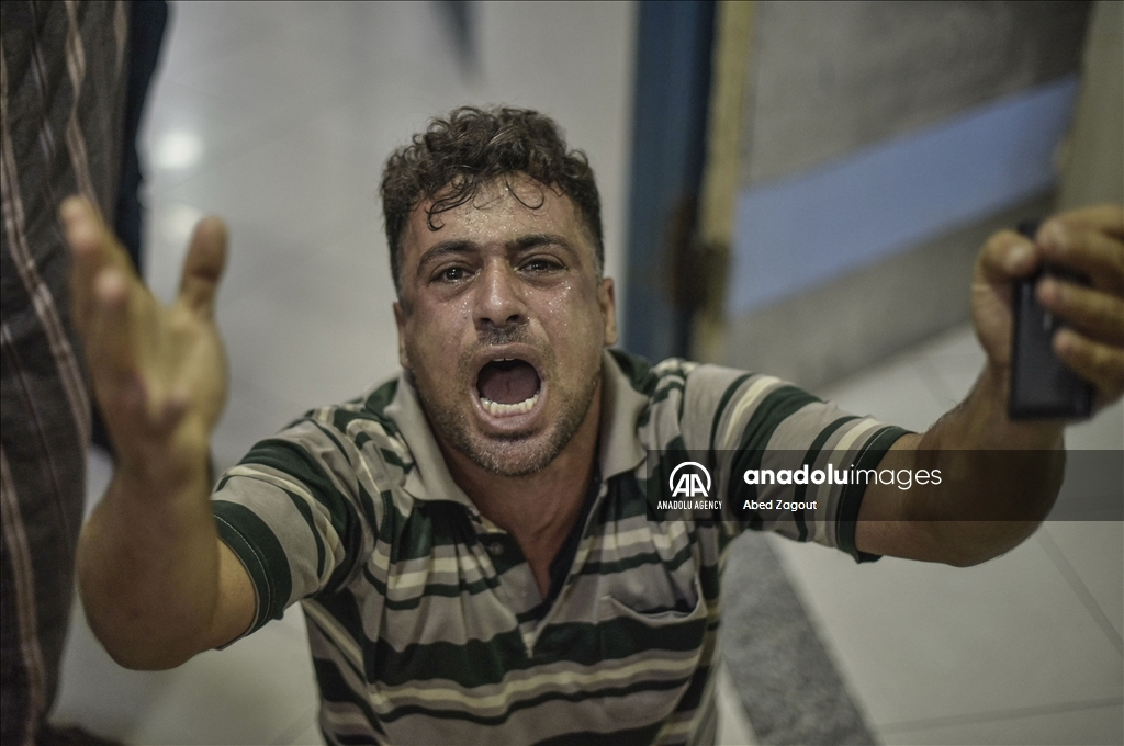 "الصحة" الفلسطينية بغزة: ارتفاع عدد "الشهداء" في الغارات الإسرائيلية إلى 10