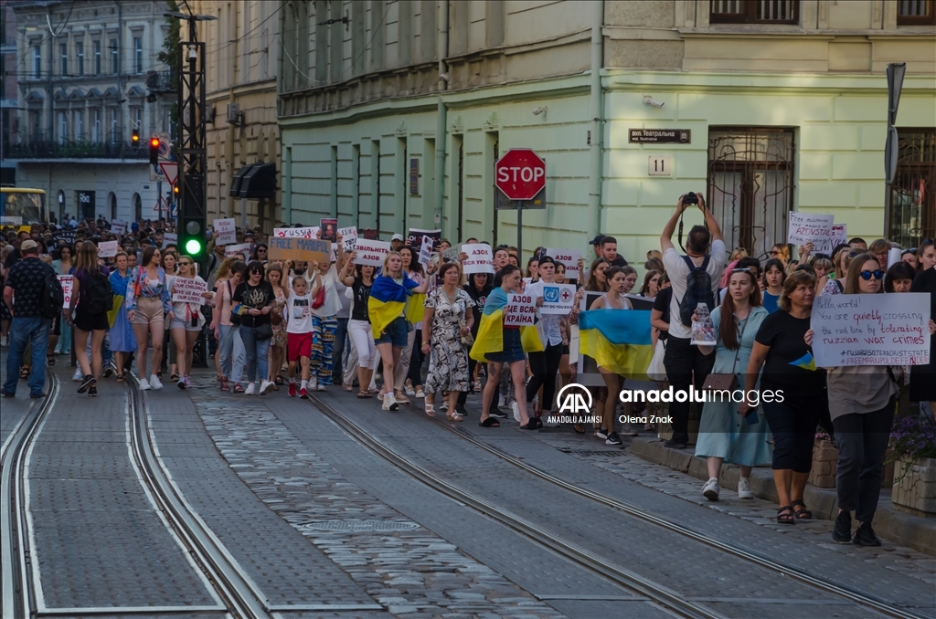 Lviv'de Ukraynalı askerler için gösteri düzenlendi