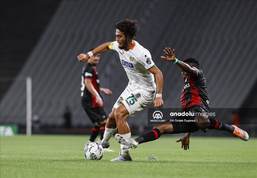 VavaCars Fatih Karagümrük - Alanyaspor