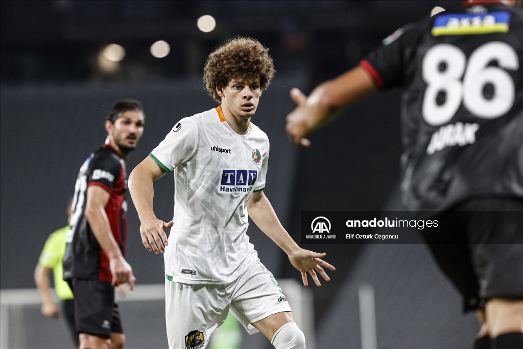 VavaCars Fatih Karagümrük - Alanyaspor