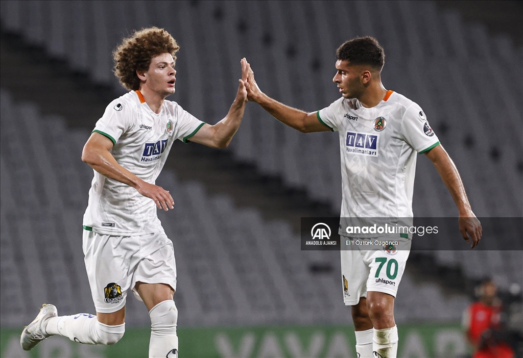 VavaCars Fatih Karagümrük - Alanyaspor