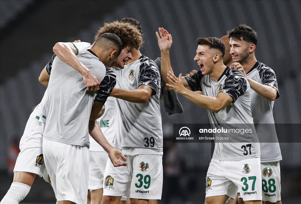 VavaCars Fatih Karagümrük - Alanyaspor
