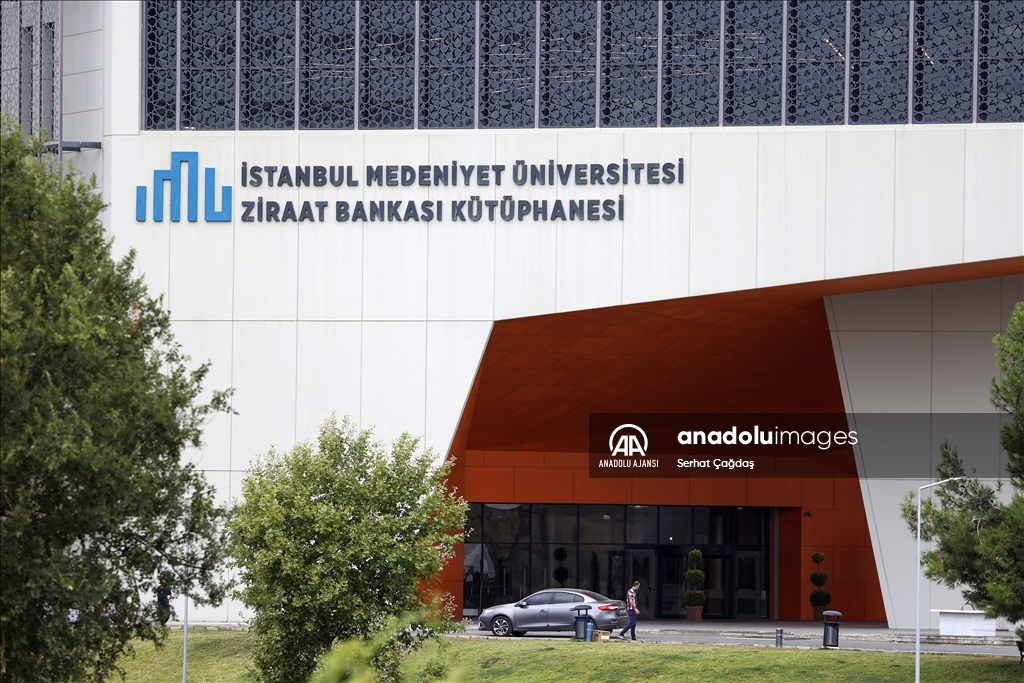 İstanbul Medeniyet Üniversitesi 3 bin kişilik modern kütüphanesine kavuşuyor