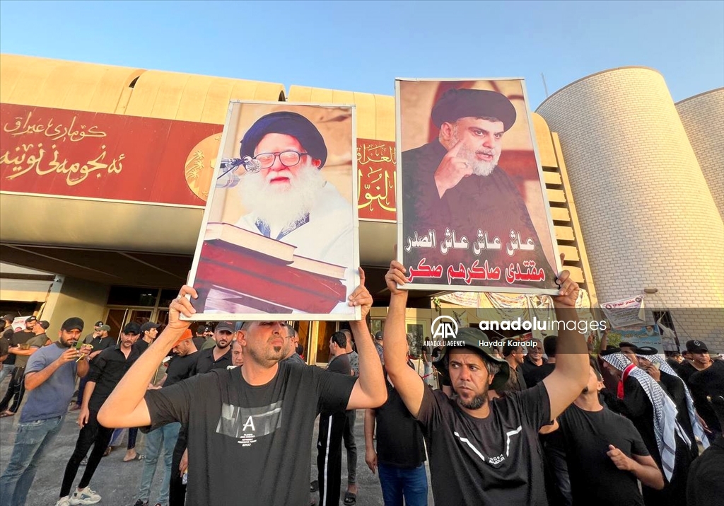 الإطار التنسيقي والتيار الصدري ينظمان تظاهرات في العراق