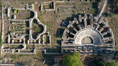 Afrodisias'ın "gizemli evinde" kazılar 36 yıl sonra yeniden başladı