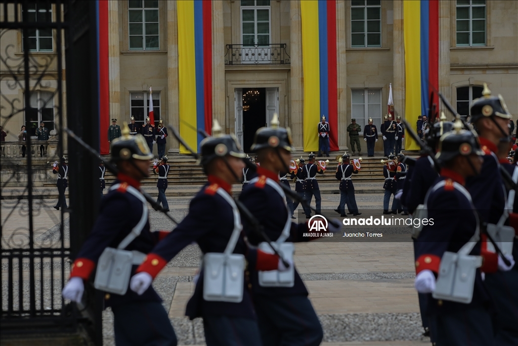Kolombiya'da Narino Sarayı'nın halka açık meydanı