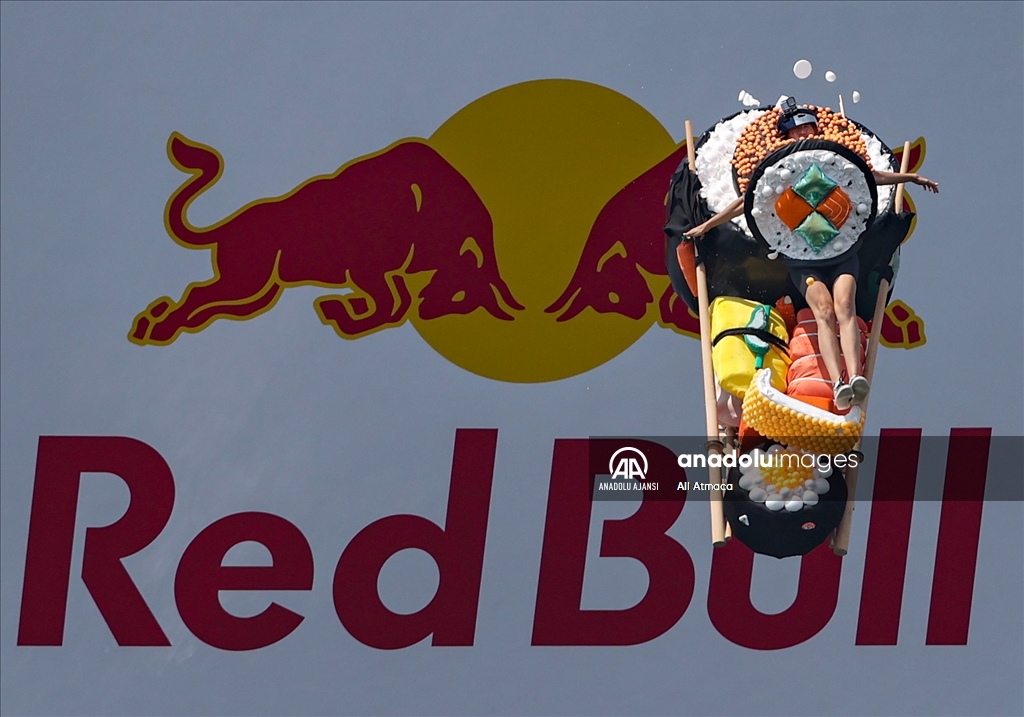 Caddebostan'da 'Red Bull Uçuş Günü'