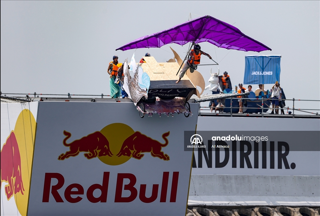 Caddebostan'da 'Red Bull Uçuş Günü'