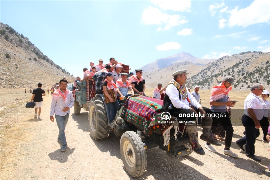 Kaş'ta Gömbe Yörük Şenliği düzenlendi