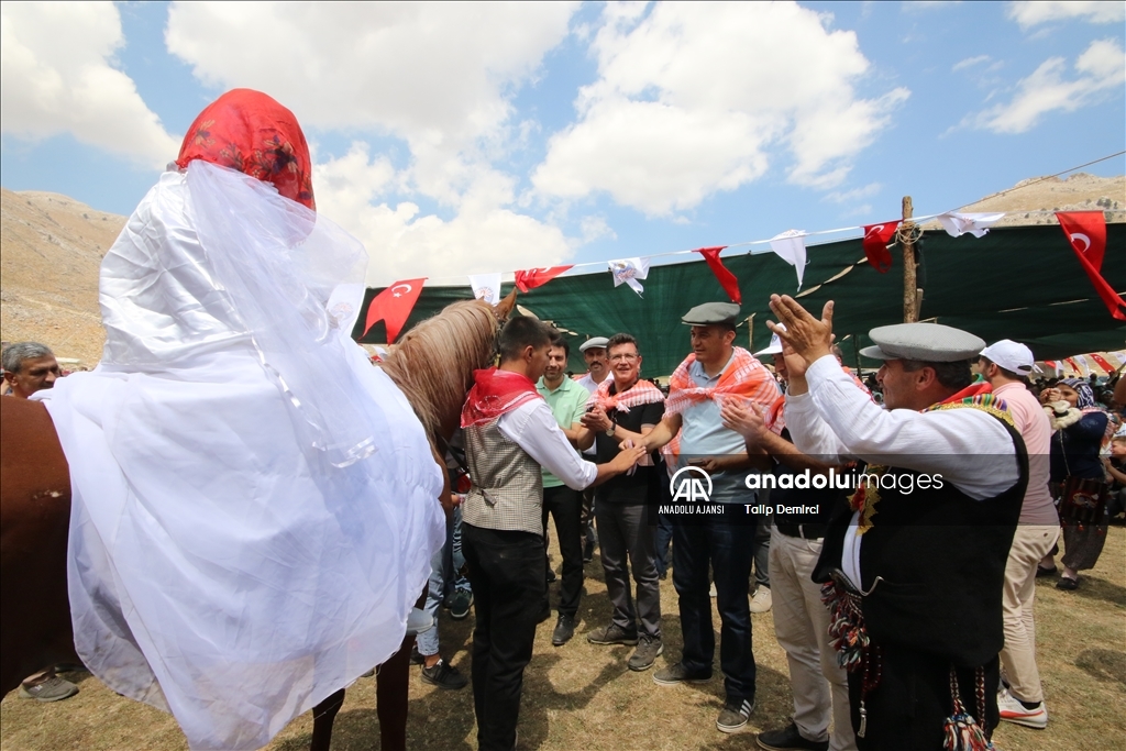 Kaş'ta Gömbe Yörük Şenliği düzenlendi