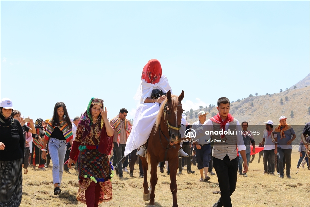 Kaş'ta Gömbe Yörük Şenliği düzenlendi