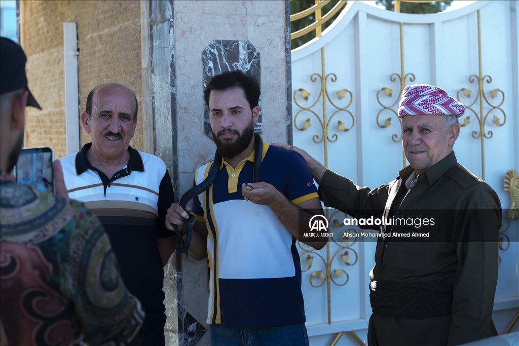 هاووڵاتییەکی پارێزگای دهۆک ٤٠ ساڵە مار بەخێو دەکات