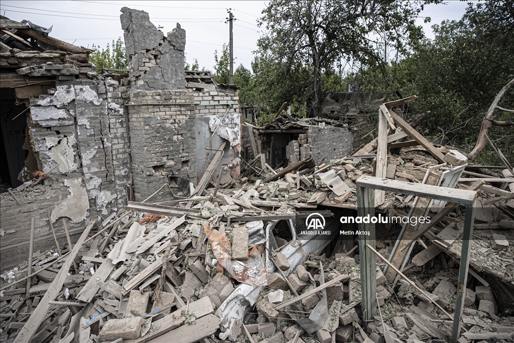 Ukrayna'nın Donbas'taki şehirlerinde Rus güçlerince düzenlenen saldırılar sürüyor