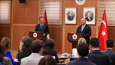 تاکید چاووش‌اوغلو بر حمایت ترکیه از راه‌حل سیاسی برای بحران سوریه