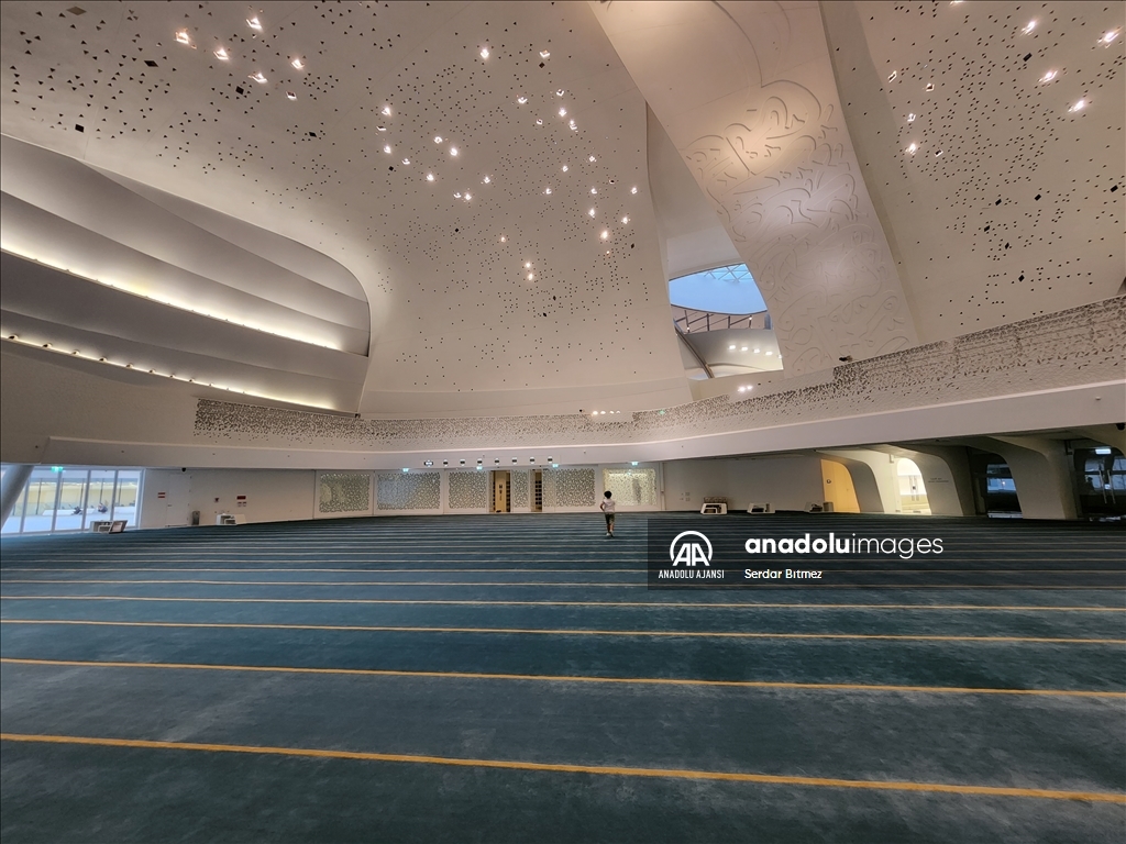 Katar'da çağın ruhuyla harmanlanmış bir İslam mimarisi: Eğitim Şehri Camisi