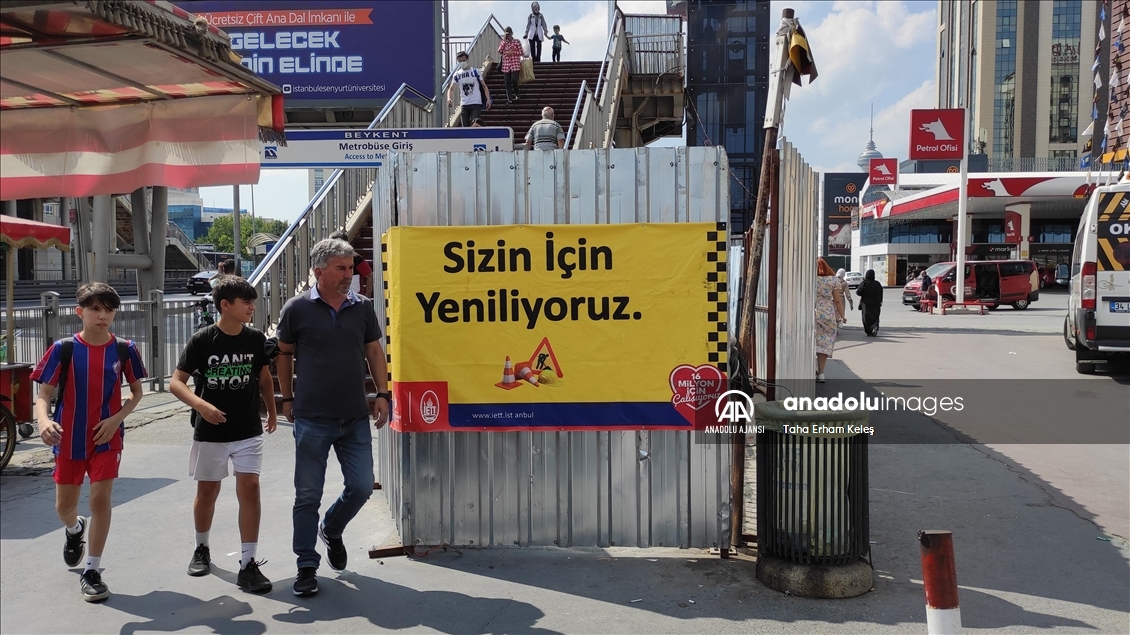 Yürümeyen merdivenler, çalışmayan asansörler İstanbulluların tepkisini çekiyor