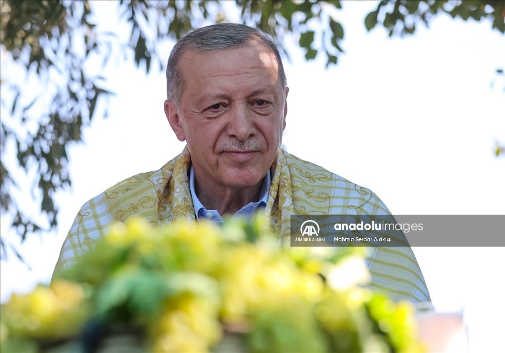 Cumhurbaşkanı Erdoğan, Manisa'da