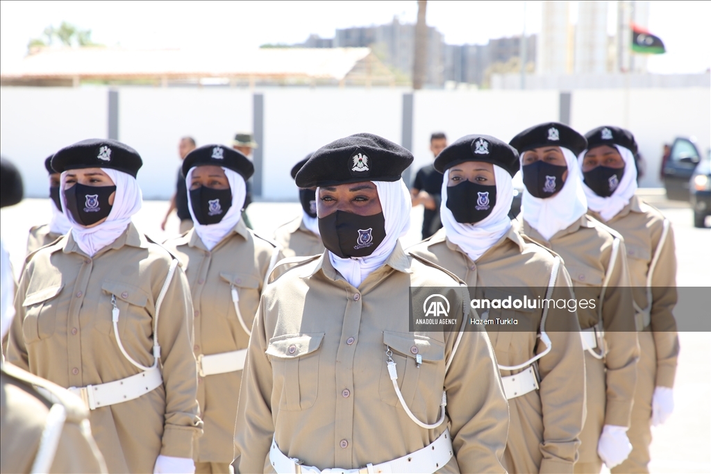 ليبيا.. تخريج أول دفعة شرطيات بجهاز مكافحة الهجرة غير النظامية