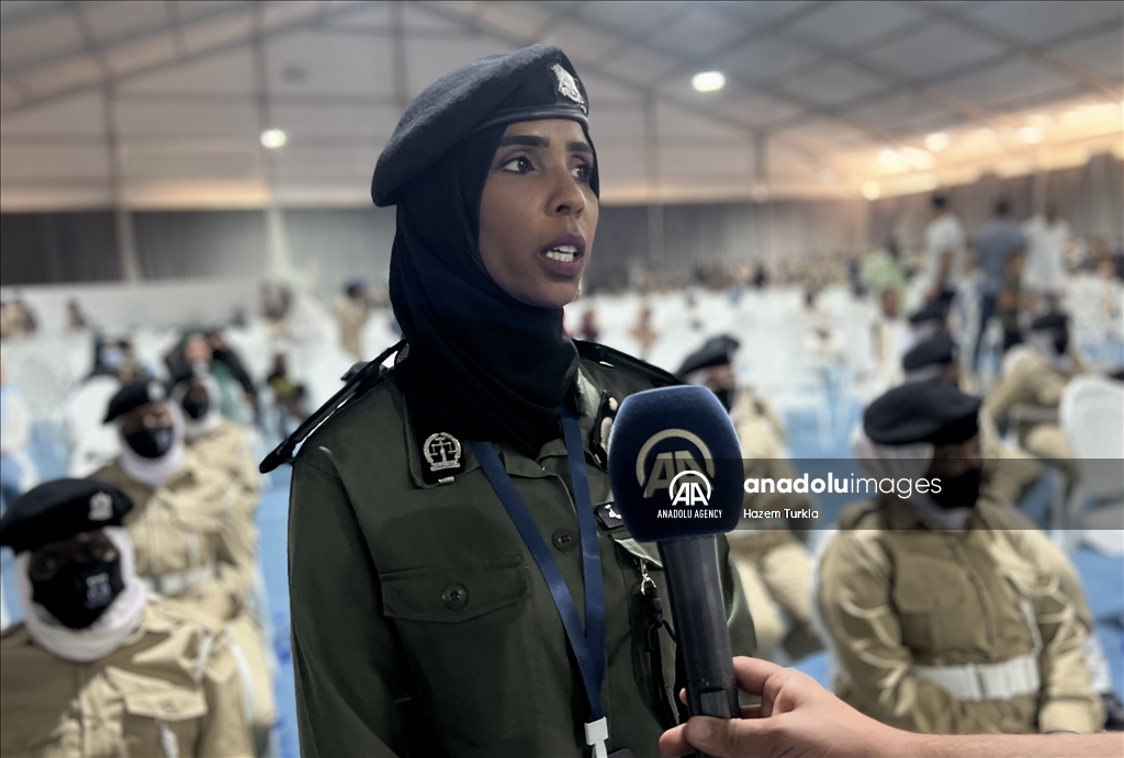 ليبيا.. تخريج أول دفعة شرطيات بجهاز مكافحة الهجرة غير النظامية