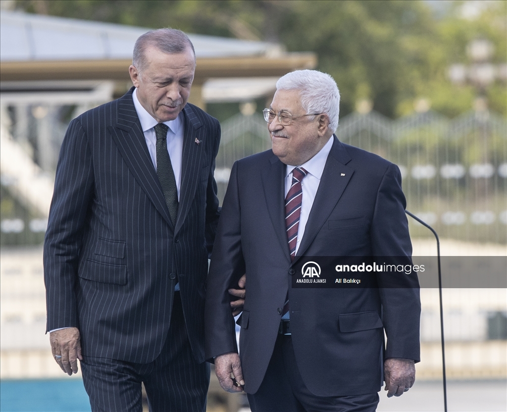 Cumhurbaşkanı Erdoğan, Filistin Devlet Başkanı Mahmud Abbas'ı resmi törenle karşıladı