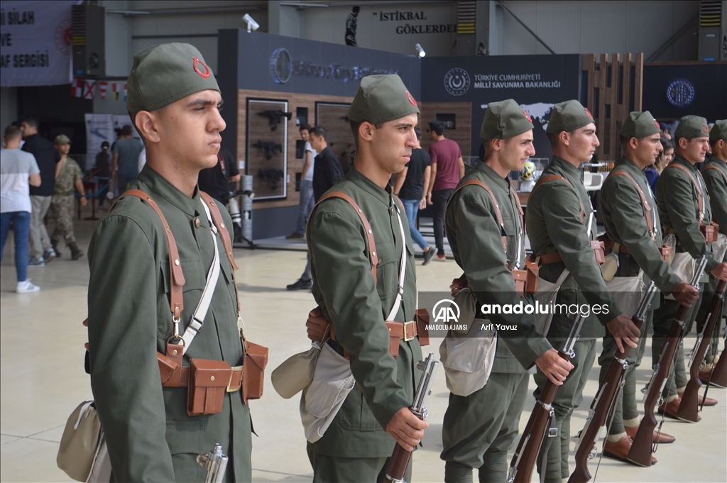 Afyonkarahisar'da Anadolu Ajansı Zaferin Askerleri Mehmetçik Fotoğraf Sergisi açıldı