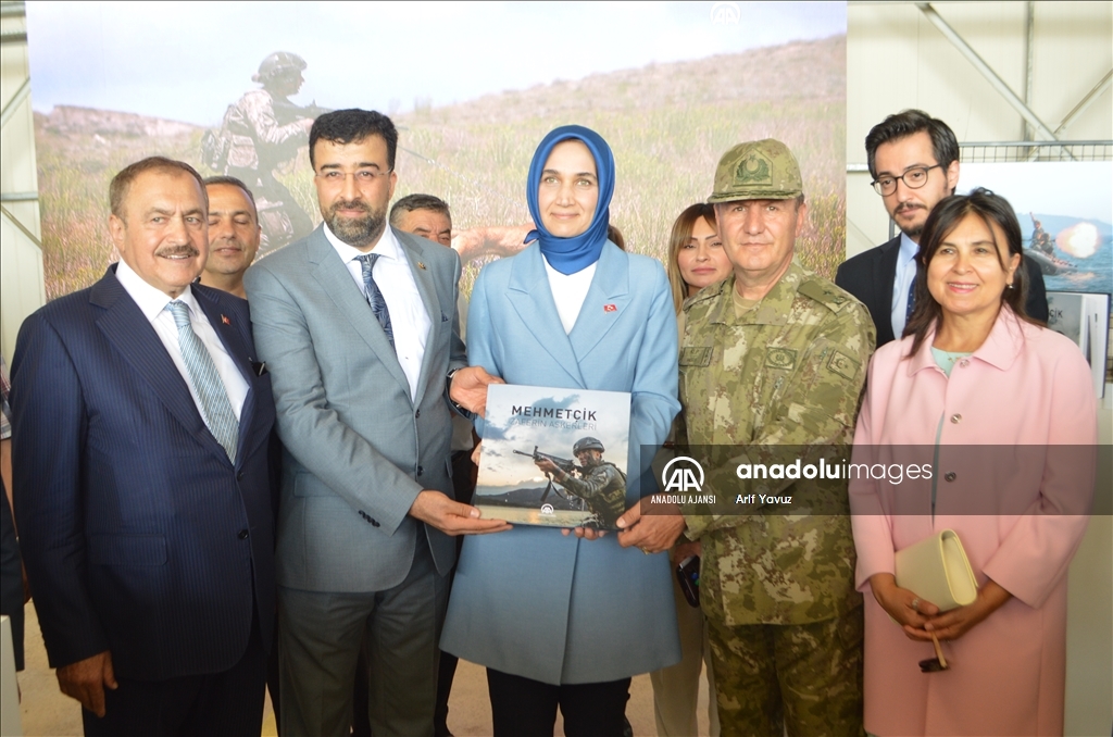 Afyonkarahisar'da Anadolu Ajansı Zaferin Askerleri Mehmetçik Fotoğraf Sergisi açıldı