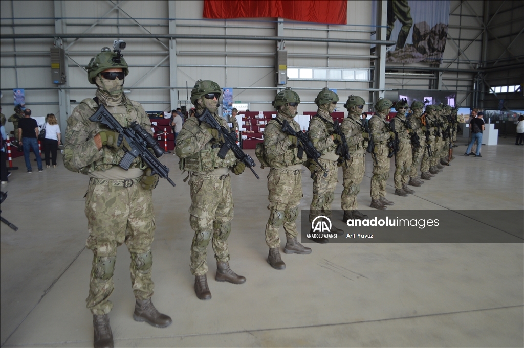 Afyonkarahisar'da Anadolu Ajansı Zaferin Askerleri Mehmetçik Fotoğraf Sergisi açıldı