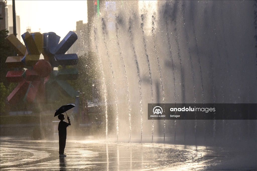 Çin'de Ma-on tayfunu nedeniyle yağmur ve fırtına etkili oldu