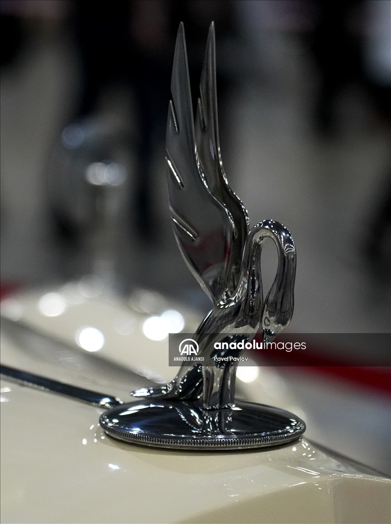 Moskova'da 32. eski model arabalar ve antika sergisi "Oldtimer Gallery 2022" düzenlendi
