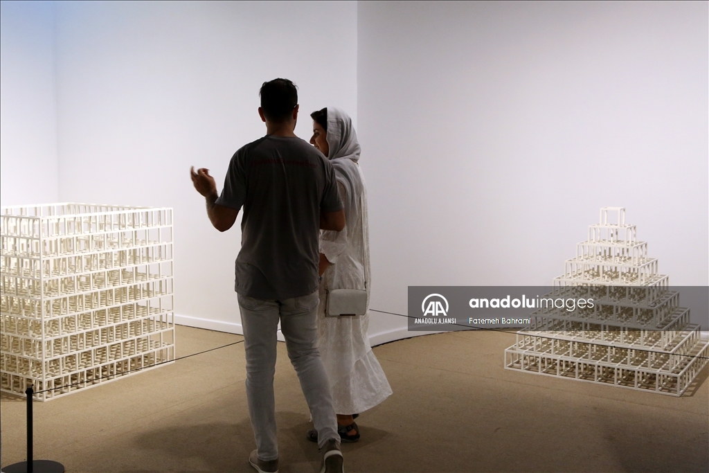 İran'da Minimalizm ve Kavramsal Sanat Sergisi