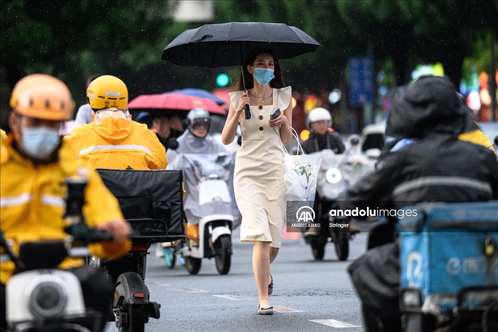 Çin'de Ma-on tayfunu nedeniyle yağmur ve fırtına etkili oldu