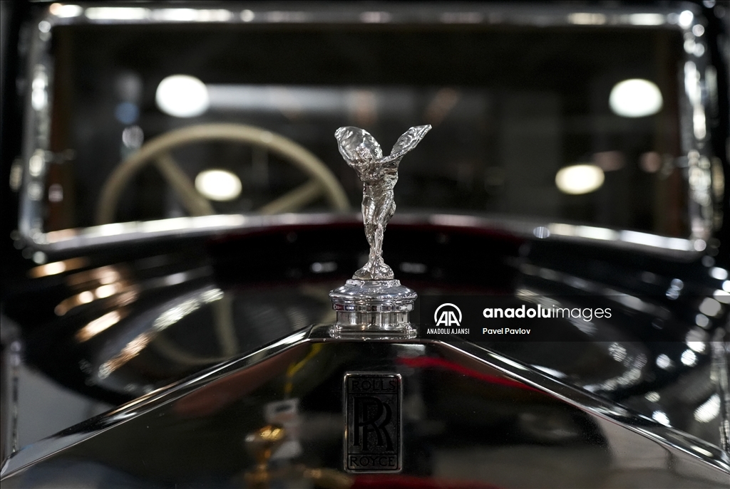 Moskova'da 32. eski model arabalar ve antika sergisi "Oldtimer Gallery 2022" düzenlendi